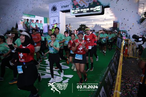 Race photo from Arutmin Borneo Run 2024