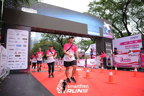 Race photo from Smartfren Run 2024
