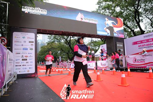 Race photo from Smartfren Run 2024