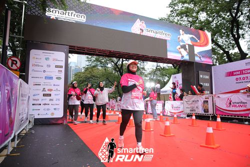 Race photo from Smartfren Run 2024
