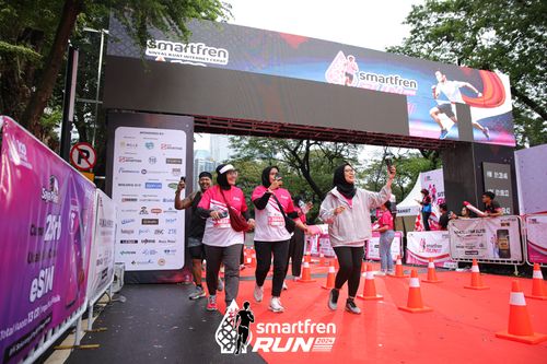 Race photo from Smartfren Run 2024
