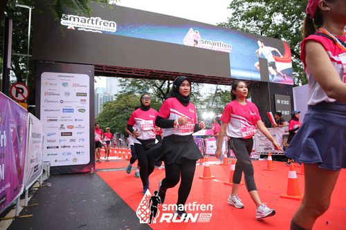 Race photo from Smartfren Run 2024