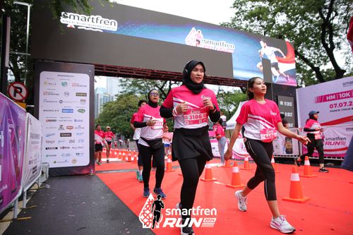 Race photo from Smartfren Run 2024