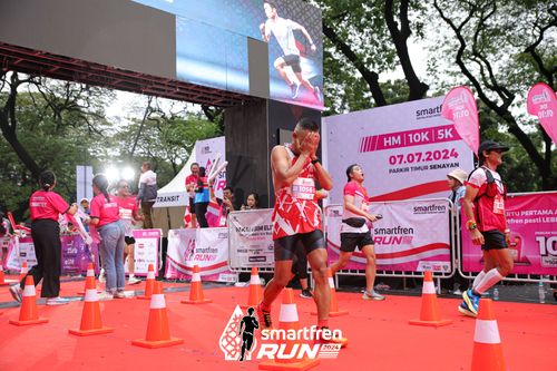 Race photo from Smartfren Run 2024