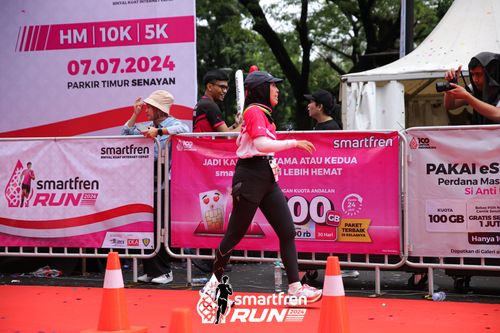 Race photo from Smartfren Run 2024