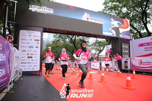 Race photo from Smartfren Run 2024