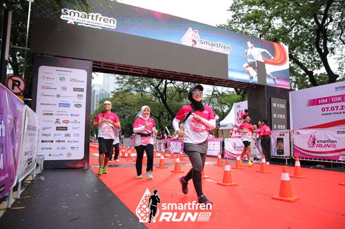 Race photo from Smartfren Run 2024