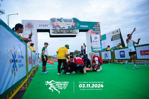Race photo from Arutmin Borneo Run 2024
