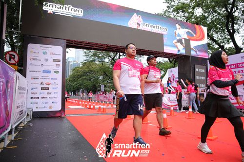 Race photo from Smartfren Run 2024