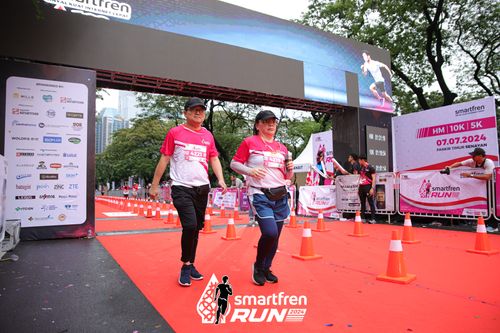 Race photo from Smartfren Run 2024