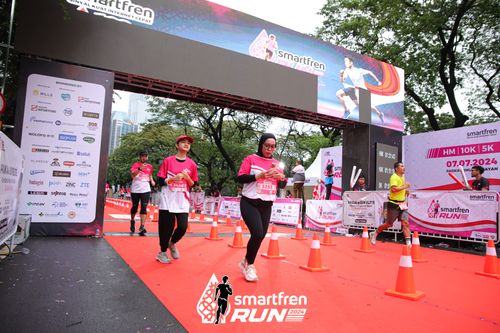Race photo from Smartfren Run 2024