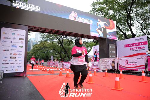 Race photo from Smartfren Run 2024