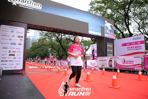 Race photo from Smartfren Run 2024