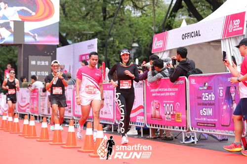 Race photo from Smartfren Run 2024
