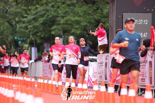 Race photo from Smartfren Run 2024