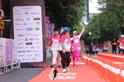 Race photo from Smartfren Run 2024