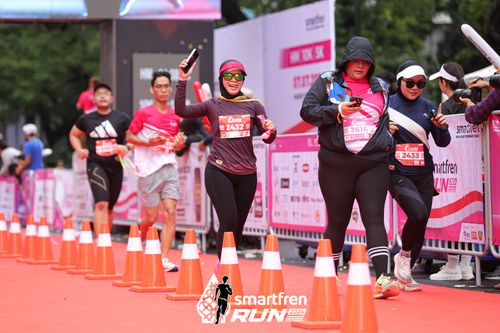 Race photo from Smartfren Run 2024