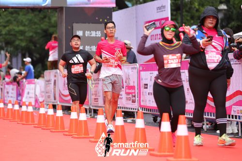 Race photo from Smartfren Run 2024