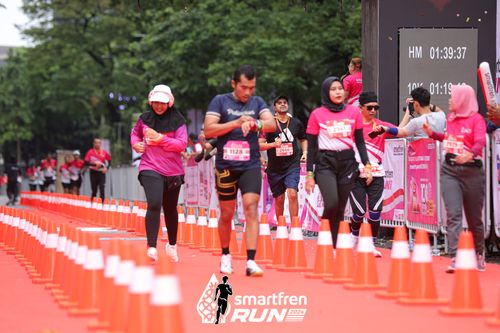Race photo from Smartfren Run 2024