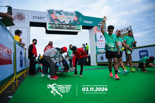 Race photo from Arutmin Borneo Run 2024