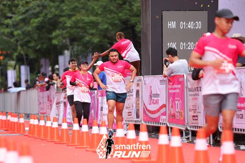 Race photo from Smartfren Run 2024