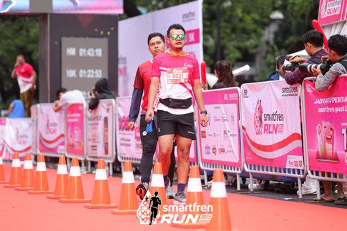 Race photo from Smartfren Run 2024