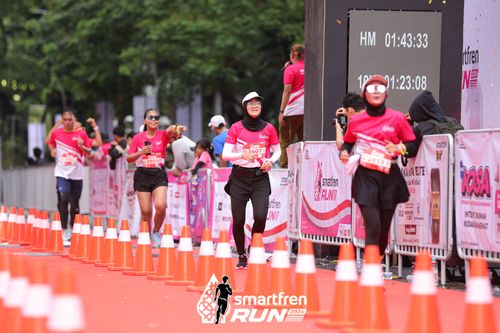 Race photo from Smartfren Run 2024