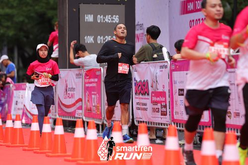 Race photo from Smartfren Run 2024