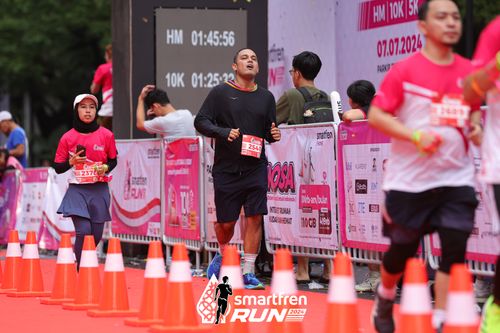 Race photo from Smartfren Run 2024