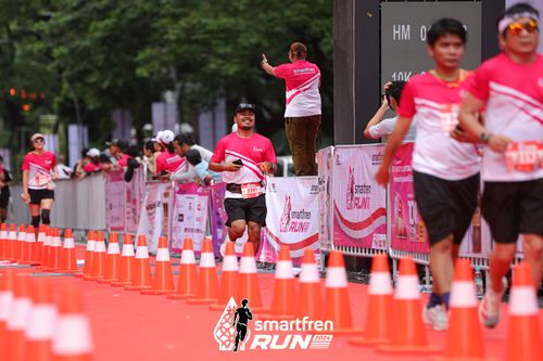 Race photo from Smartfren Run 2024