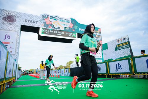 Race photo from Arutmin Borneo Run 2024