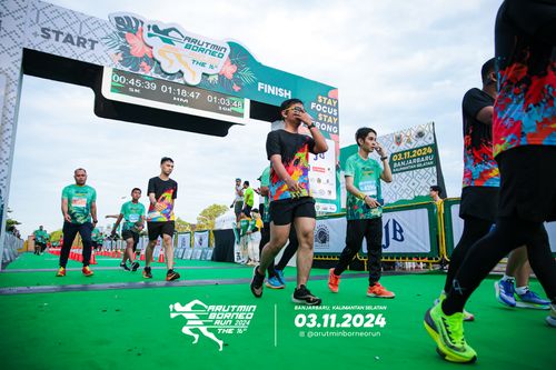 Race photo from Arutmin Borneo Run 2024