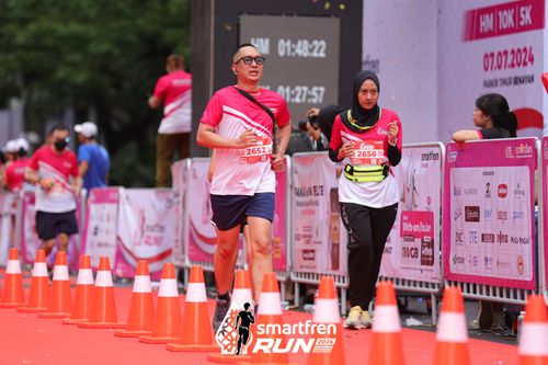 Race photo from Smartfren Run 2024