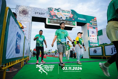 Race photo from Arutmin Borneo Run 2024