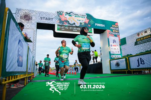 Race photo from Arutmin Borneo Run 2024