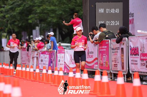 Race photo from Smartfren Run 2024