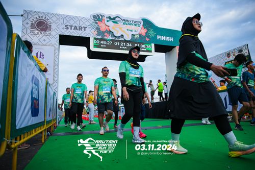 Race photo from Arutmin Borneo Run 2024