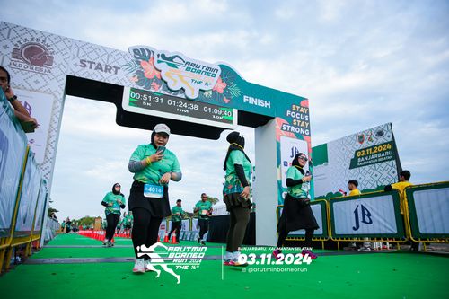 Race photo from Arutmin Borneo Run 2024