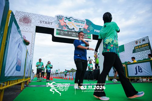 Race photo from Arutmin Borneo Run 2024