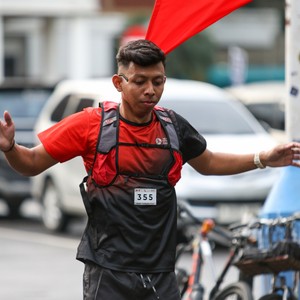 Race photo from FIRST SUNDAY RUN