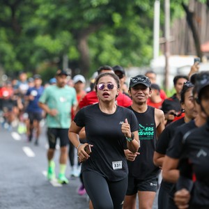 Race photo from FIRST SUNDAY RUN