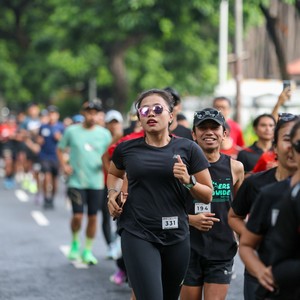 Race photo from FIRST SUNDAY RUN