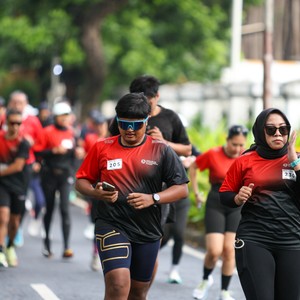 Race photo from FIRST SUNDAY RUN