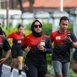 Race photo from FIRST SUNDAY RUN