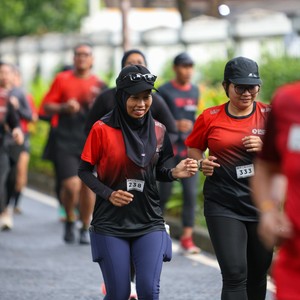 Race photo from FIRST SUNDAY RUN