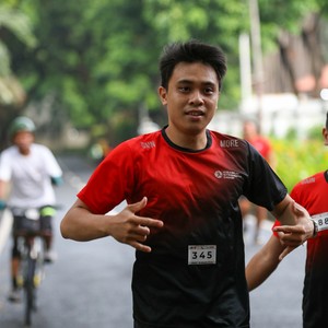 Race photo from FIRST SUNDAY RUN