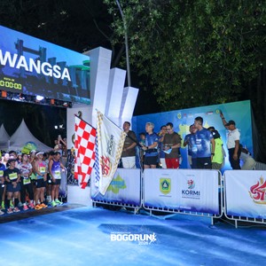 Race photo from BOGORUN 2026