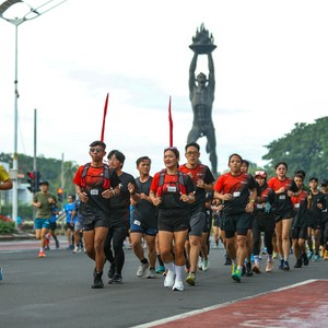 Race photo from FIRST SUNDAY RUN