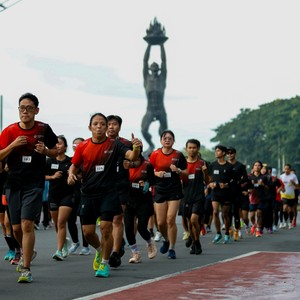 Race photo from FIRST SUNDAY RUN