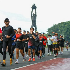 Race photo from FIRST SUNDAY RUN